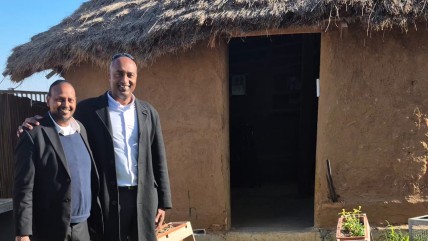 פגישת עבודה בין יששכר מקונן, מנכ